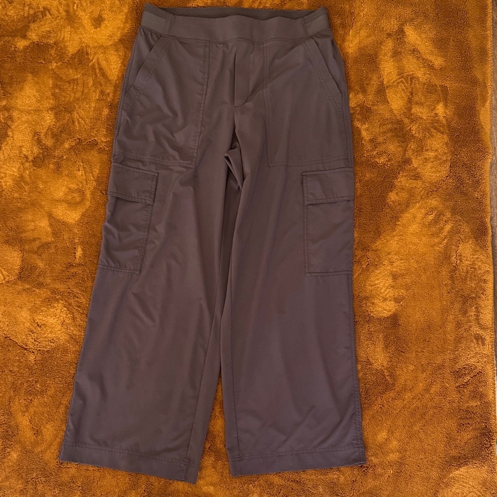 Athleta Venice high waisted wide leg cargo brown Cargo Pants size 12 petite